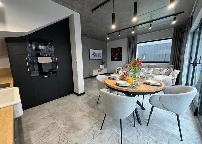 Semesterbostad Lesna Stodola 2 *