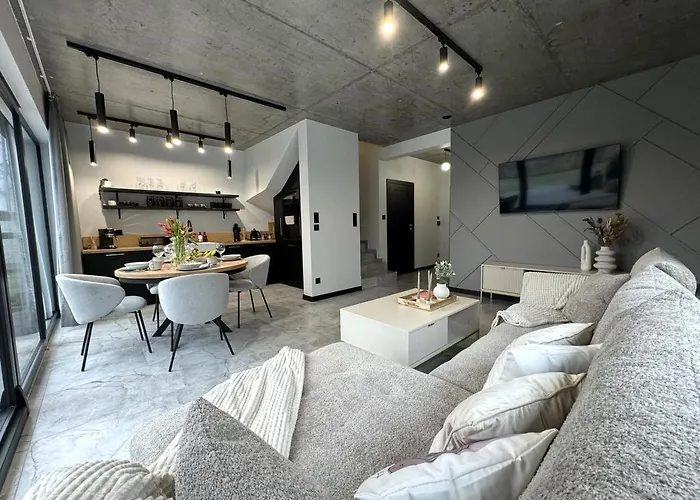 Semesterbostad Lesna Stodola 2 *